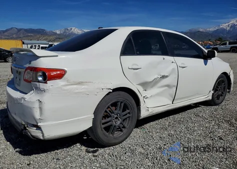 2011 Toyota Corolla S z USA, uszkodzony, nr VIN 2T1BU4EE1BC585401